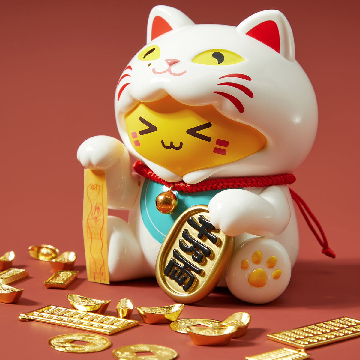Maneki Beanz Figure