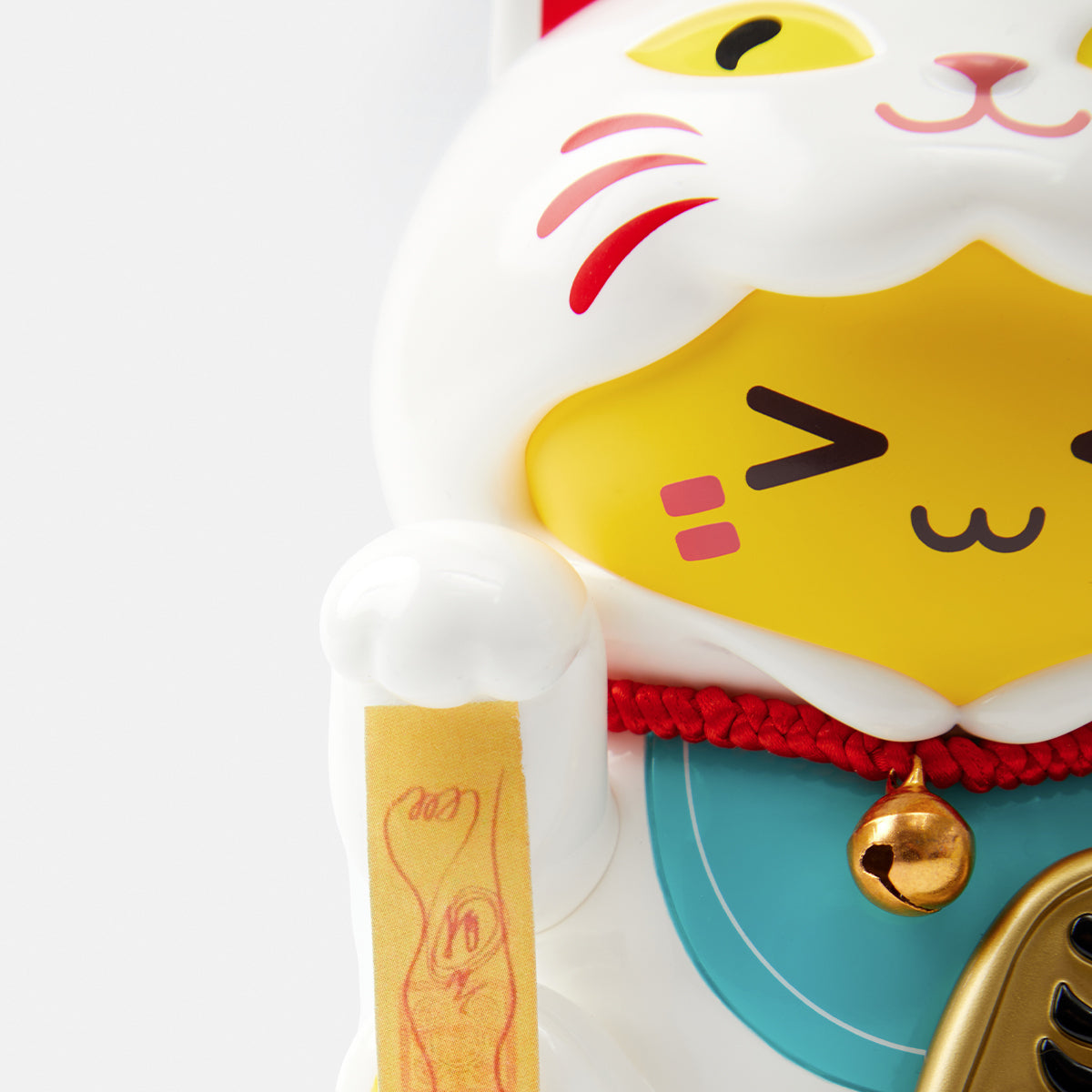 Maneki Beanz Figure