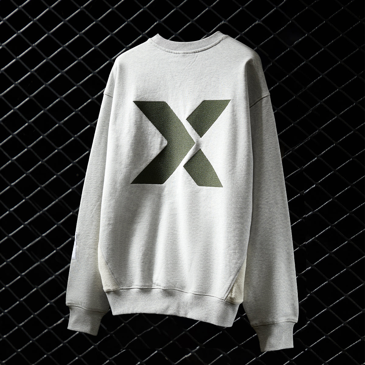 Sweatshirts & Hoodies